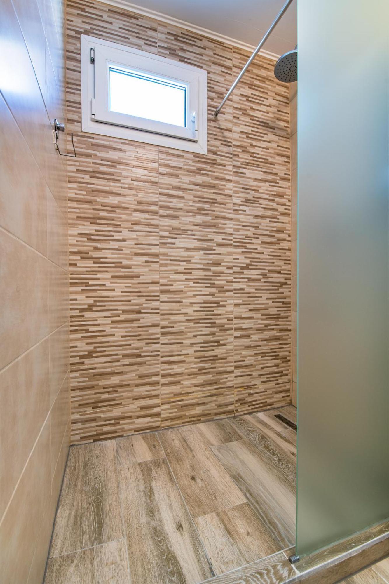 Springhome - Cozy With Balcony & Parking * Braşov